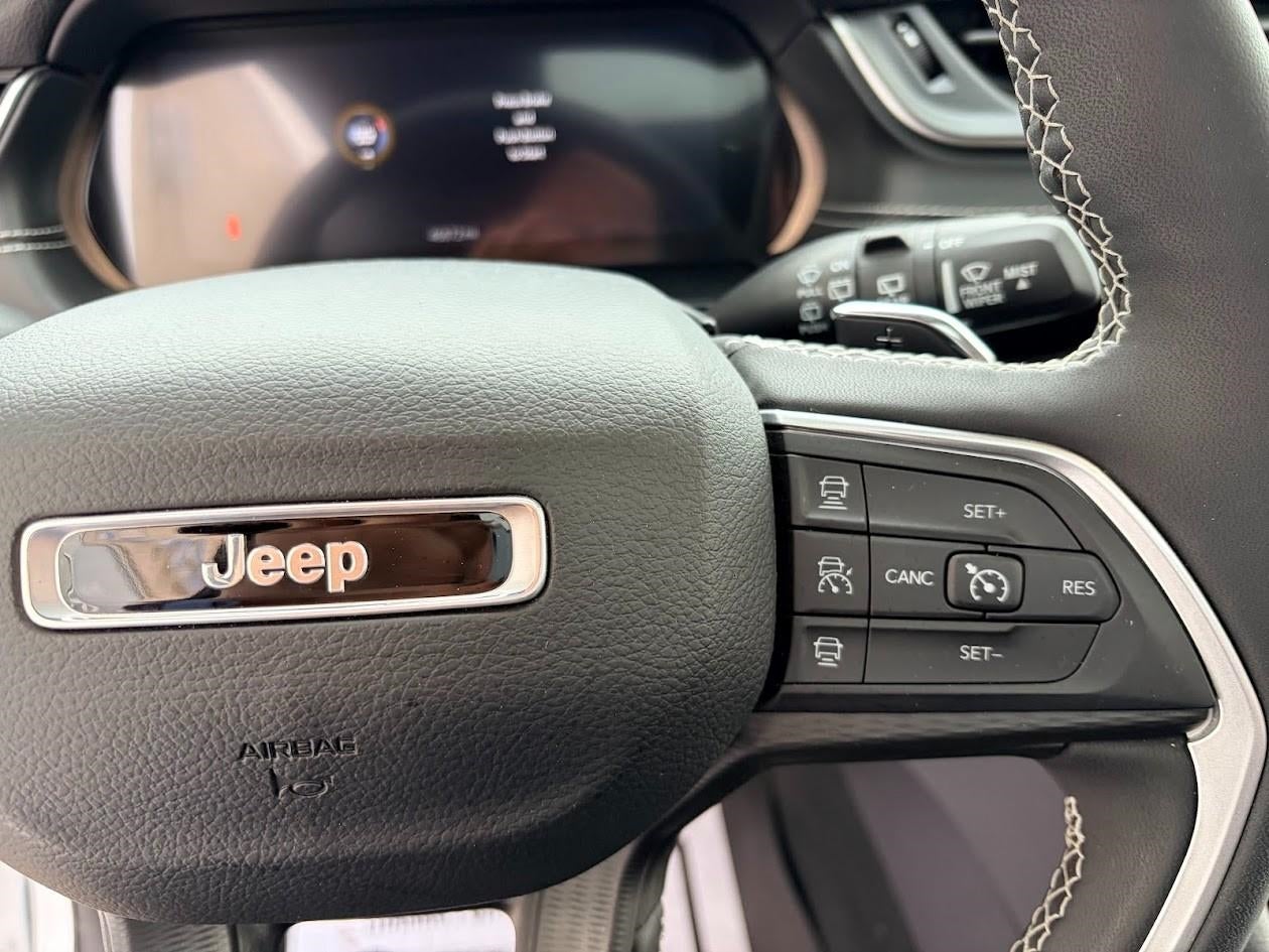 2023 Jeep Grand Cherokee Altitude 4x4