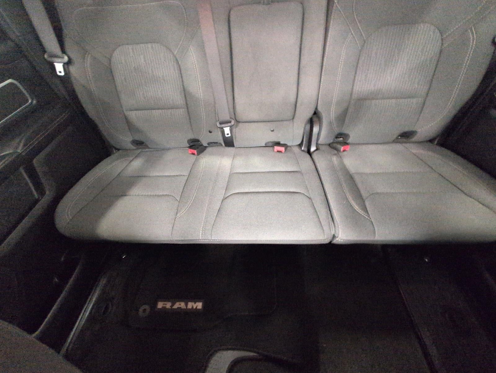 2023 RAM 1500 Big Horn 4x4 Crew Cab 5'7 Box