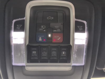 2020 RAM 1500 Limited 4x4 Crew Cab 5'7 Box