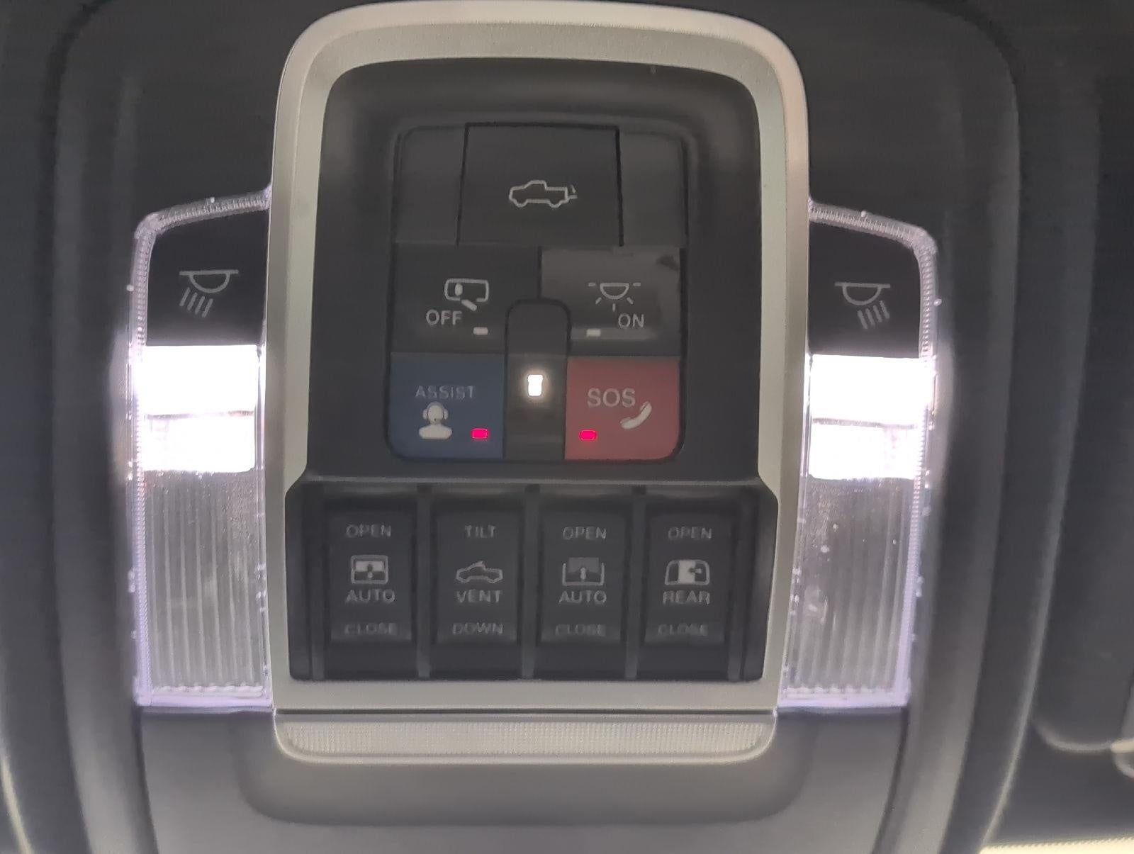 2020 RAM 1500 Limited 4x4 Crew Cab 5'7 Box