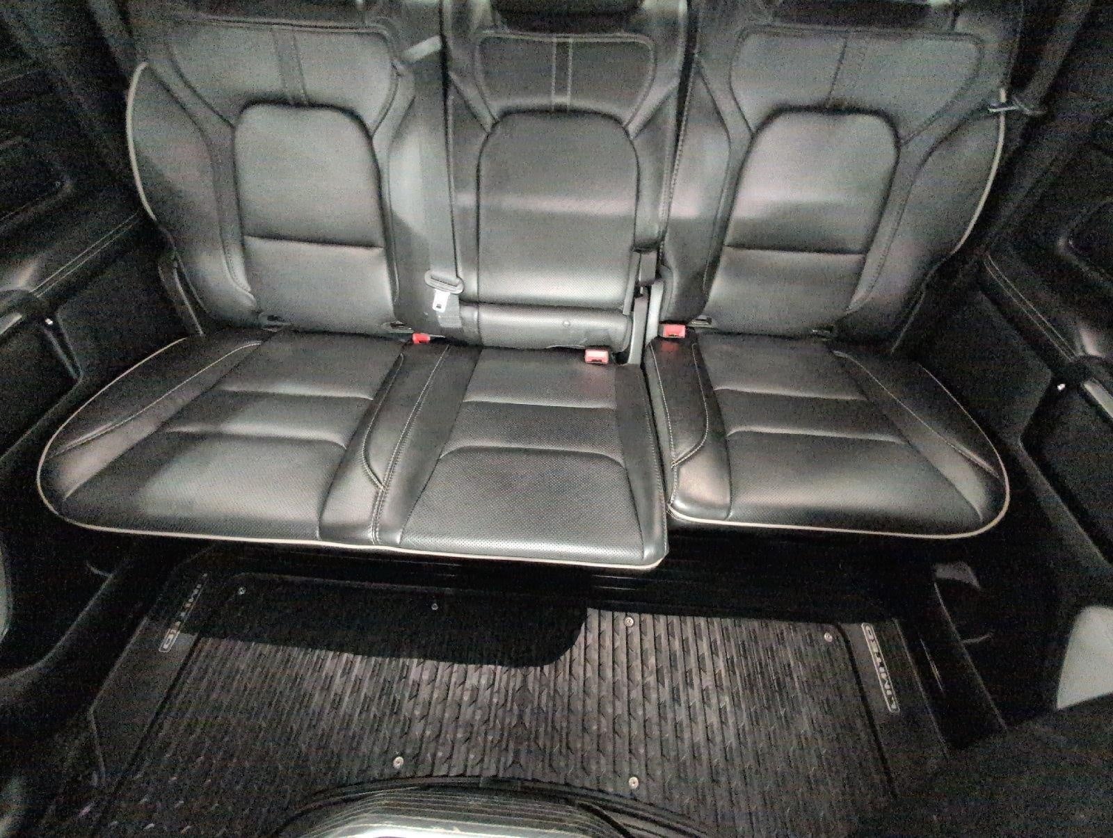 2020 RAM 1500 Limited 4x4 Crew Cab 5'7 Box