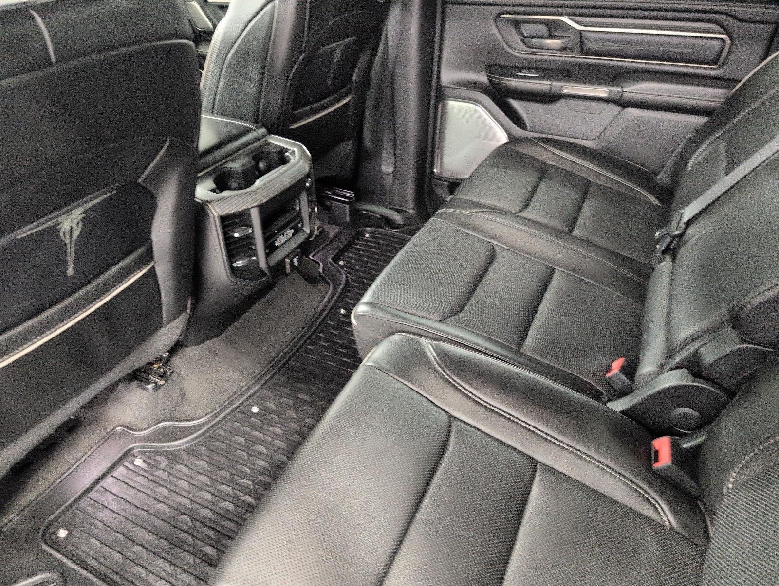 2020 RAM 1500 Limited 4x4 Crew Cab 5'7 Box
