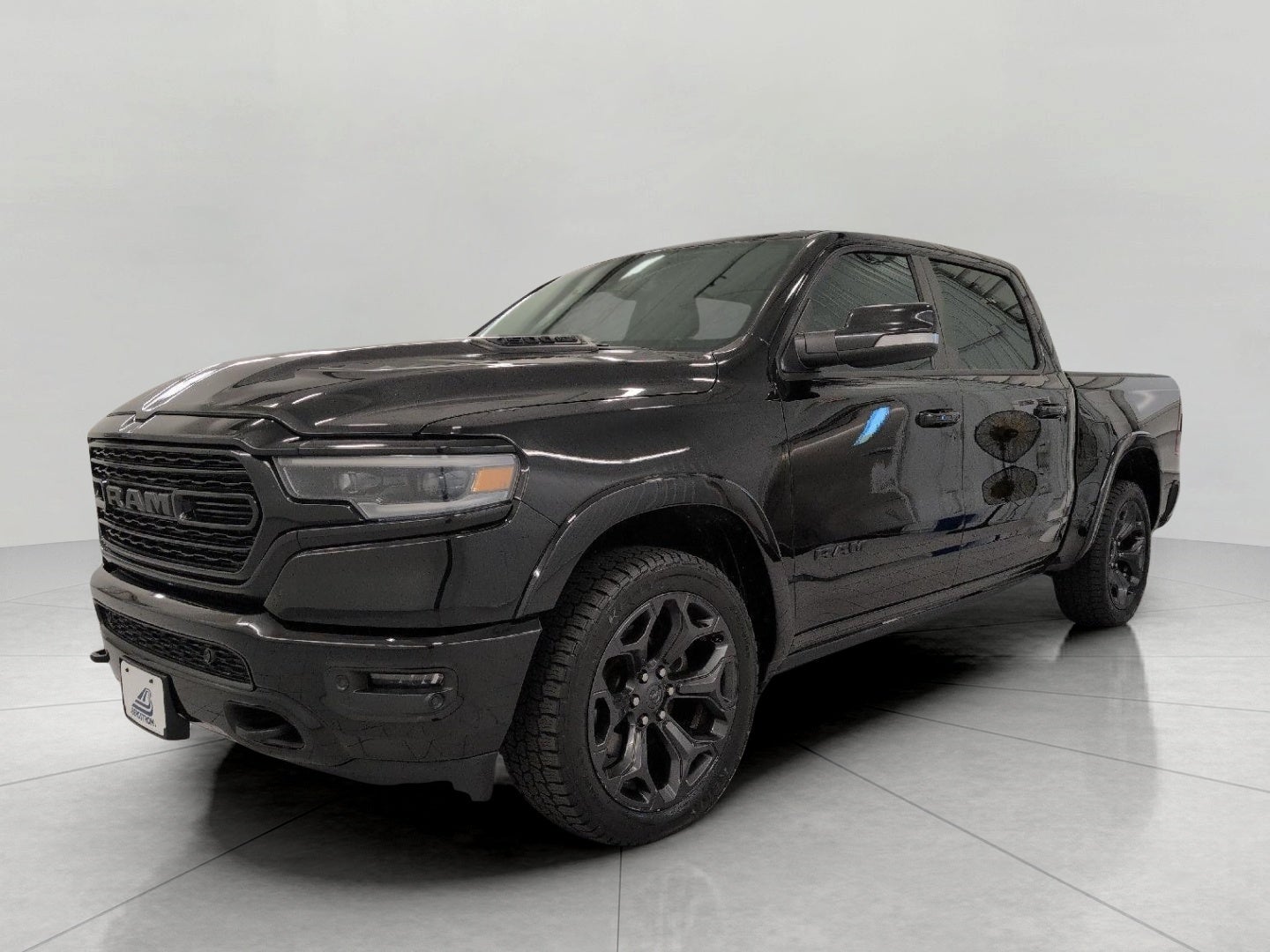 2020 RAM 1500 Limited 4x4 Crew Cab 5'7 Box