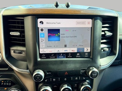 2022 RAM 1500 Laramie 4x4 Crew Cab 5'7 Box