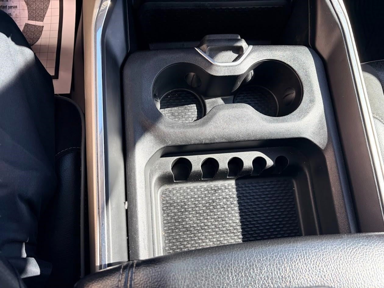 2022 RAM 1500 Laramie 4x4 Crew Cab 5'7 Box