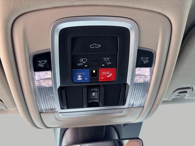 2022 RAM 1500 Laramie 4x4 Crew Cab 5'7 Box