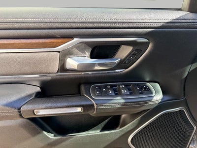 2022 RAM 1500 Laramie 4x4 Crew Cab 5'7 Box