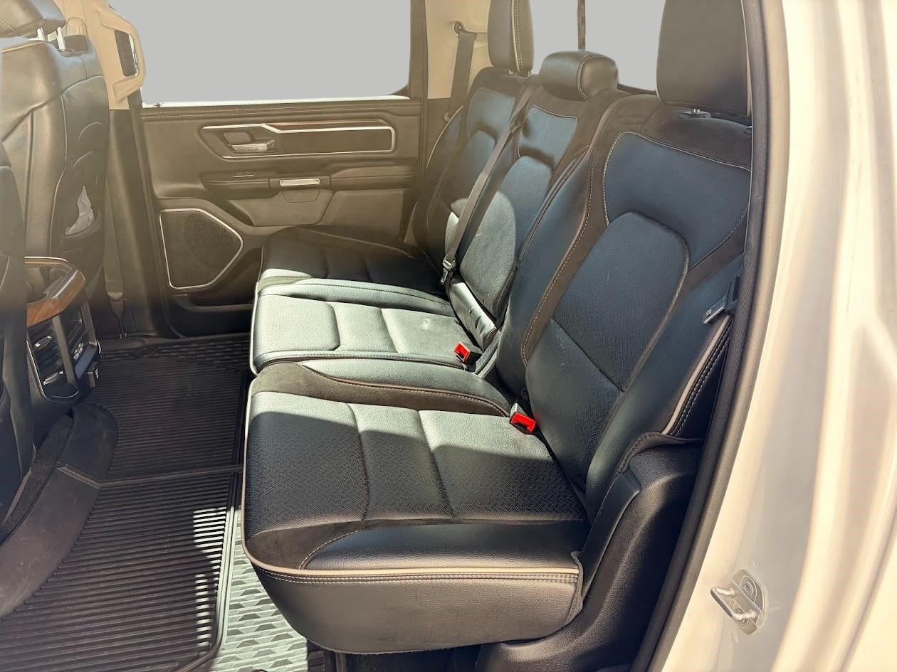 2022 RAM 1500 Laramie 4x4 Crew Cab 5'7 Box