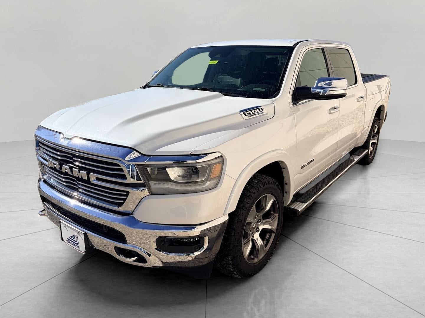 2022 RAM 1500 Laramie 4x4 Crew Cab 5'7 Box