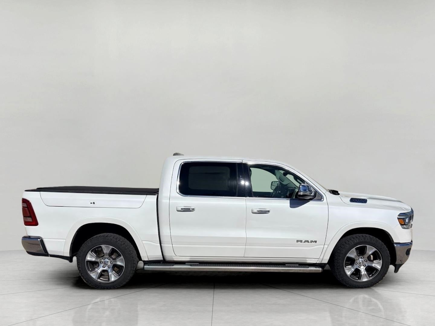 2022 RAM 1500 Laramie 4x4 Crew Cab 5'7 Box