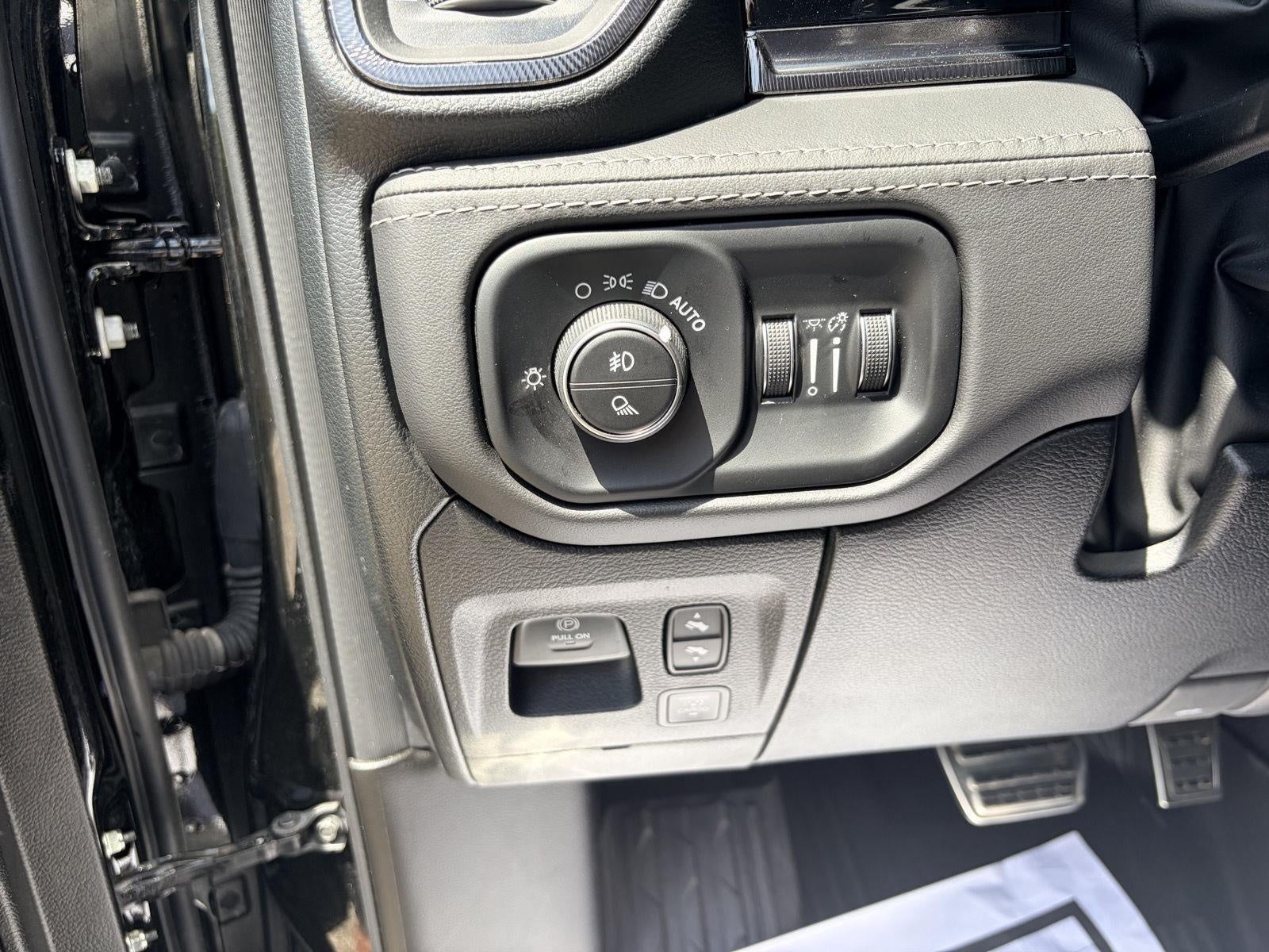 2025 RAM 1500 RHO 4x4 Crew Cab 5'7 Box