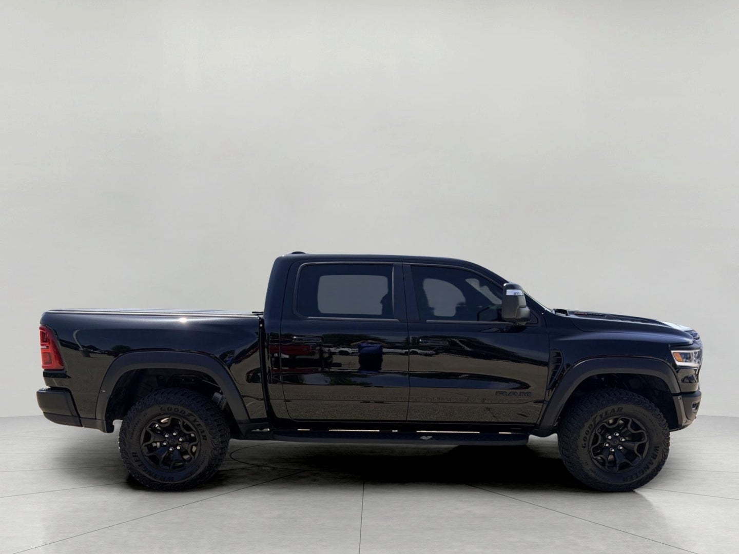 2025 RAM 1500 RHO 4x4 Crew Cab 5'7 Box