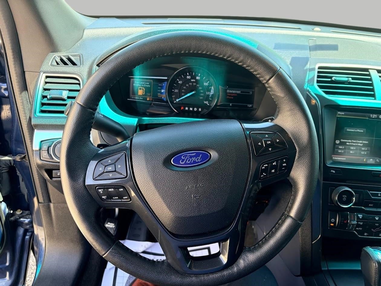 2016 Ford Explorer 4WD 4dr XLT