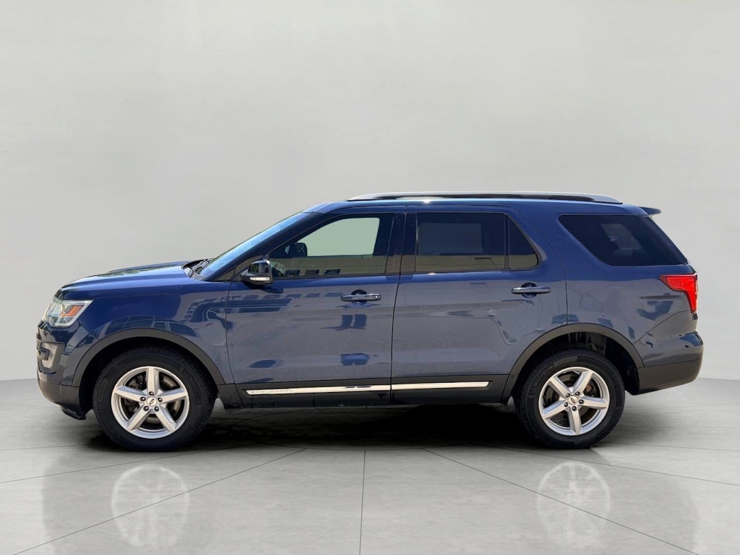 2016 Ford Explorer 4WD 4dr XLT
