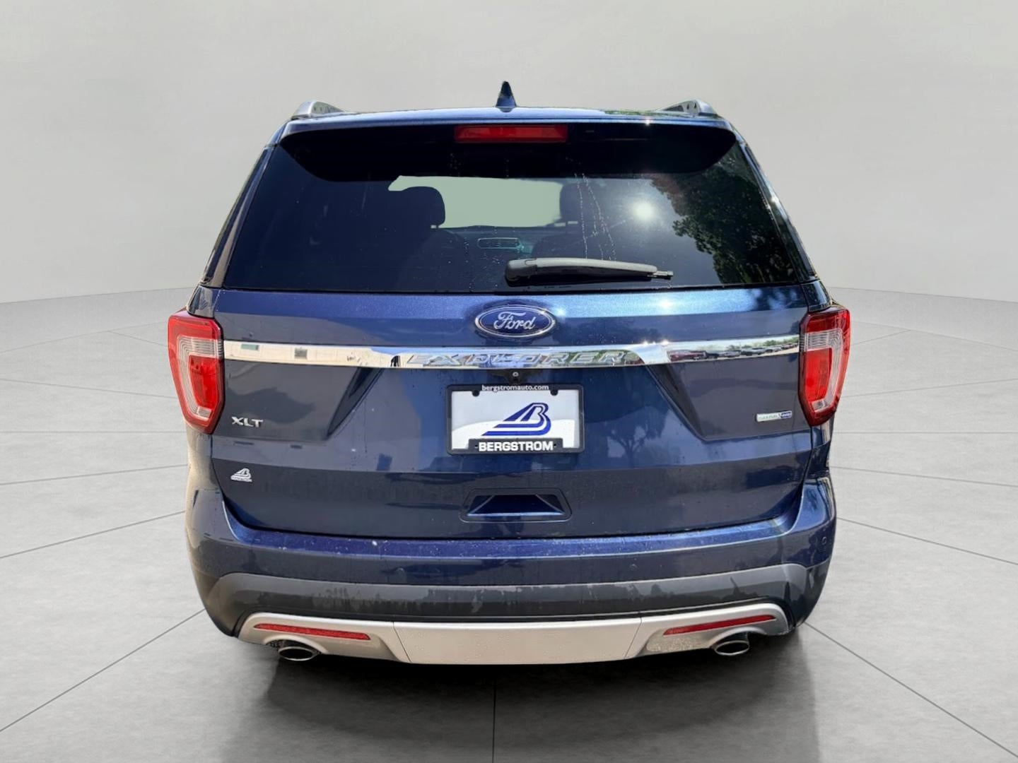 2016 Ford Explorer 4WD 4dr XLT