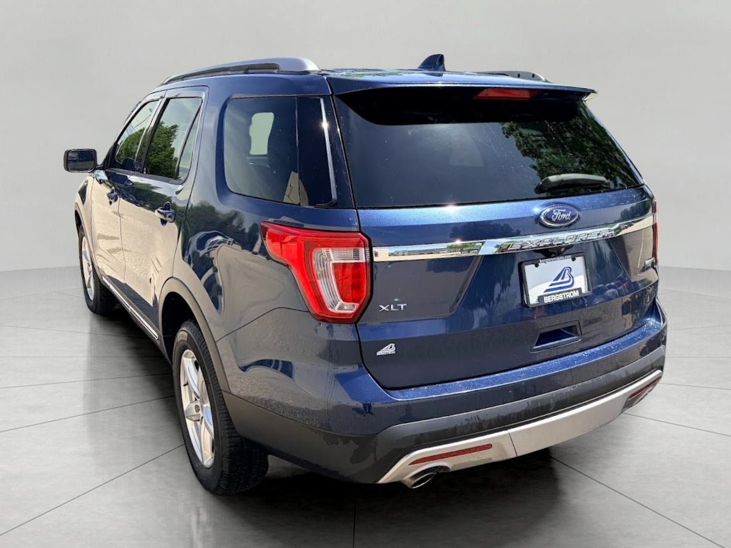 2016 Ford Explorer 4WD 4dr XLT