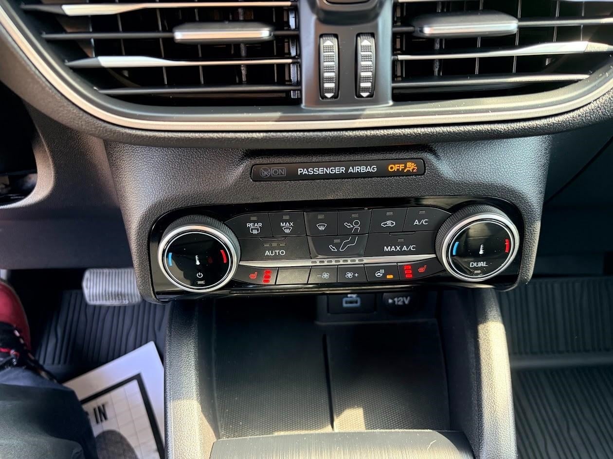 2022 Ford Escape SEL AWD