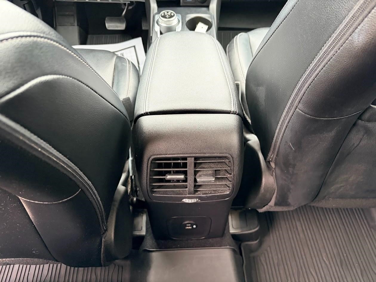 2022 Ford Escape SEL AWD