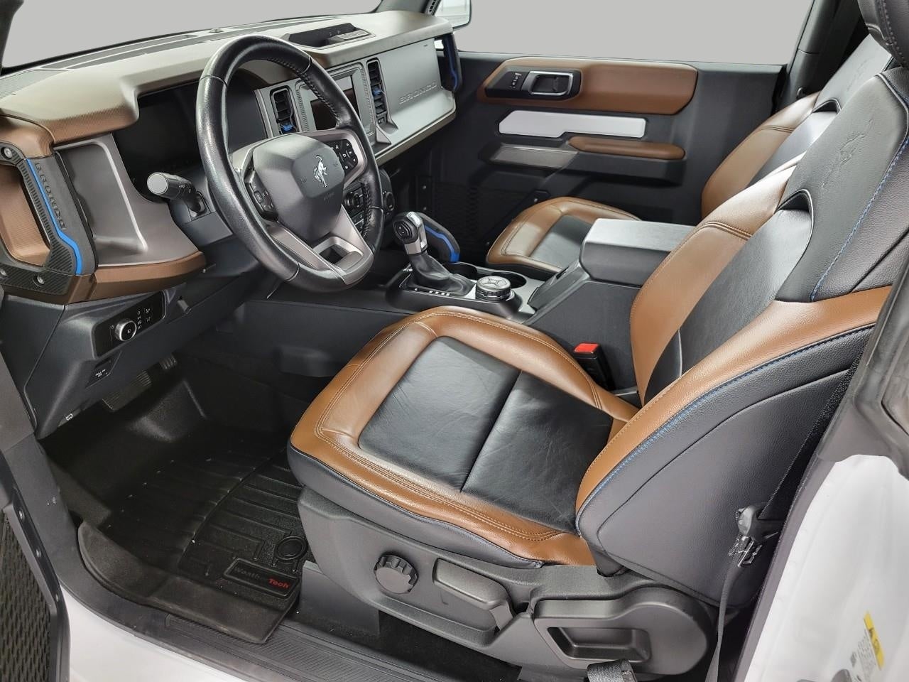 2023 Ford Bronco Outer Banks 2 Door 4x4