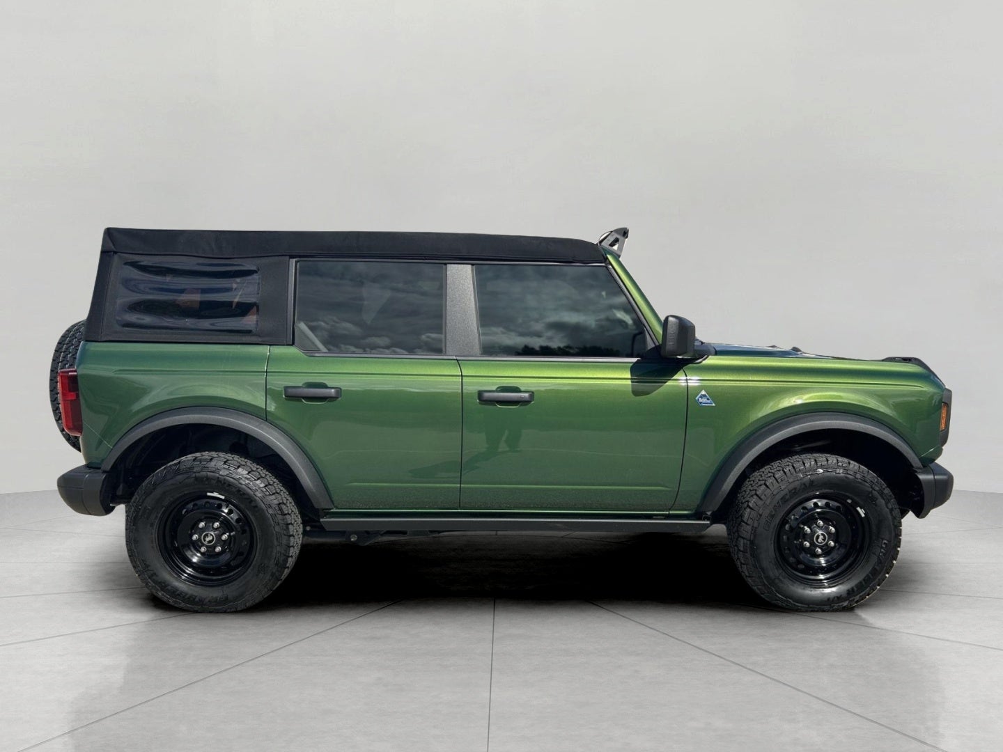 2023 Ford Bronco Black Diamond 4 Door 4x4