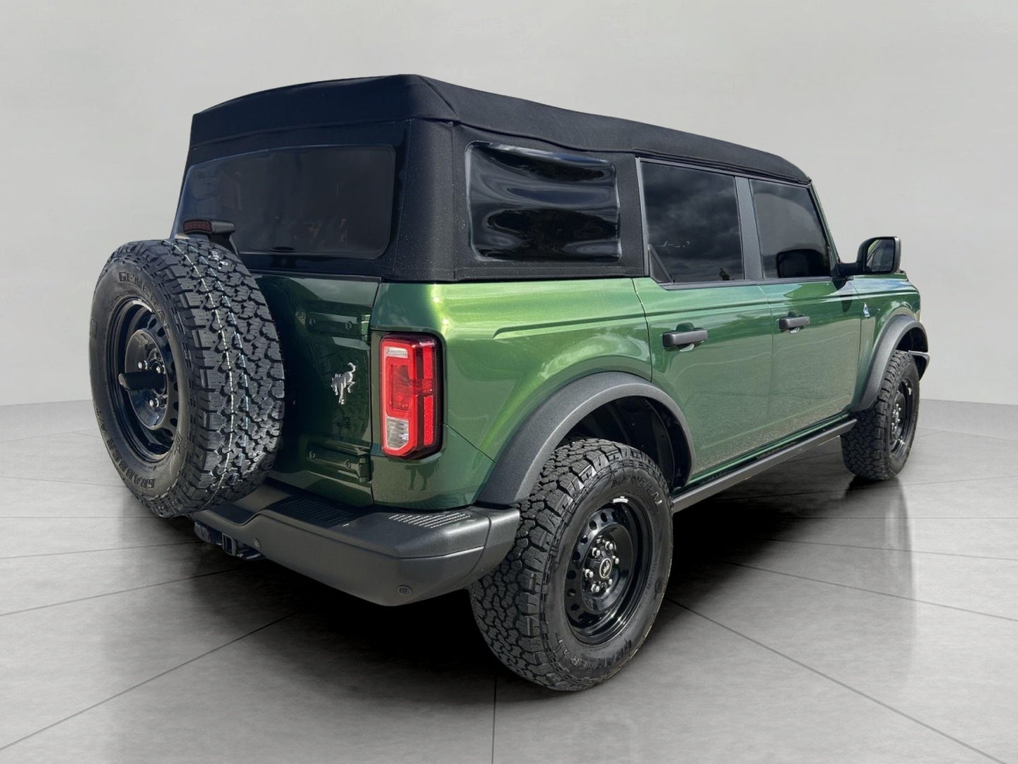2023 Ford Bronco Black Diamond 4 Door 4x4