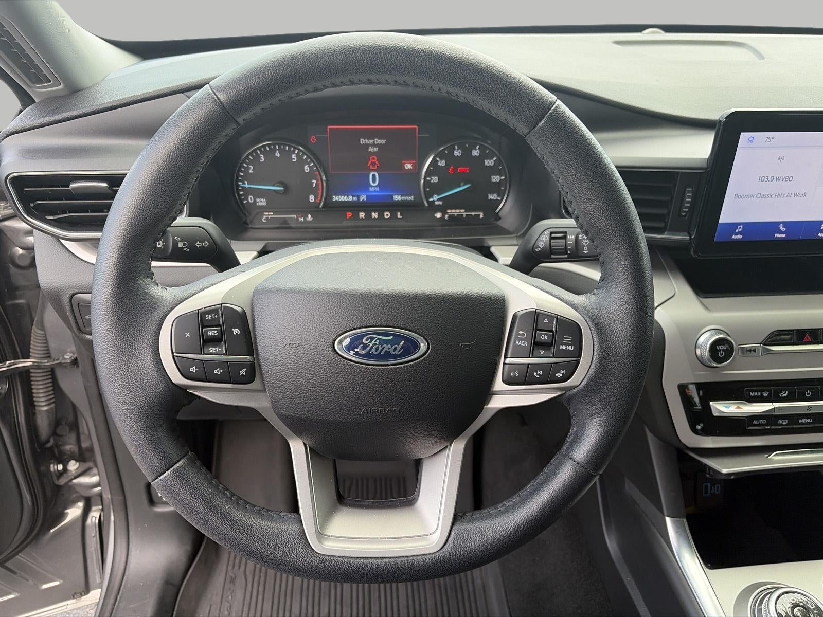 2024 Ford Explorer XLT 4WD