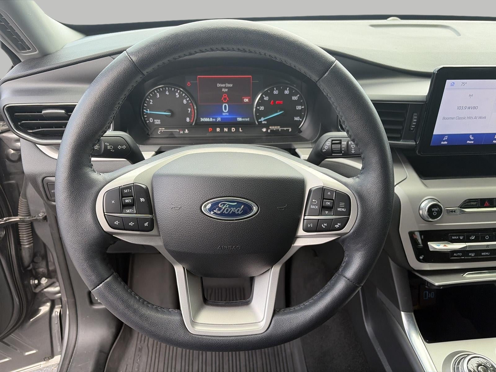 2024 Ford Explorer XLT 4WD