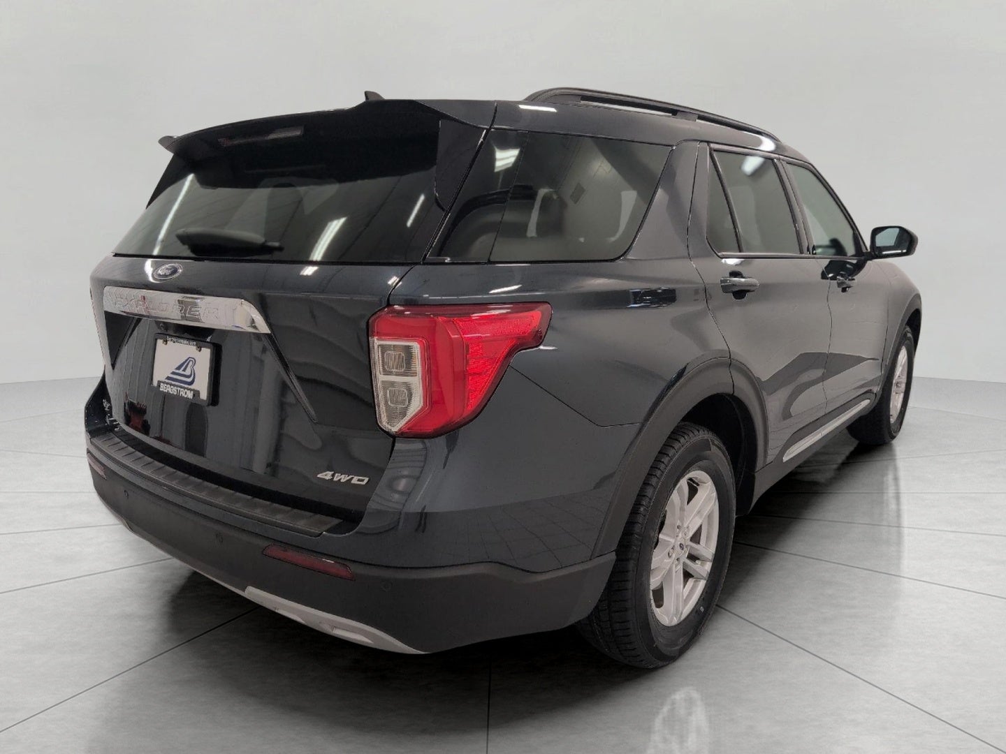 2024 Ford Explorer XLT 4WD