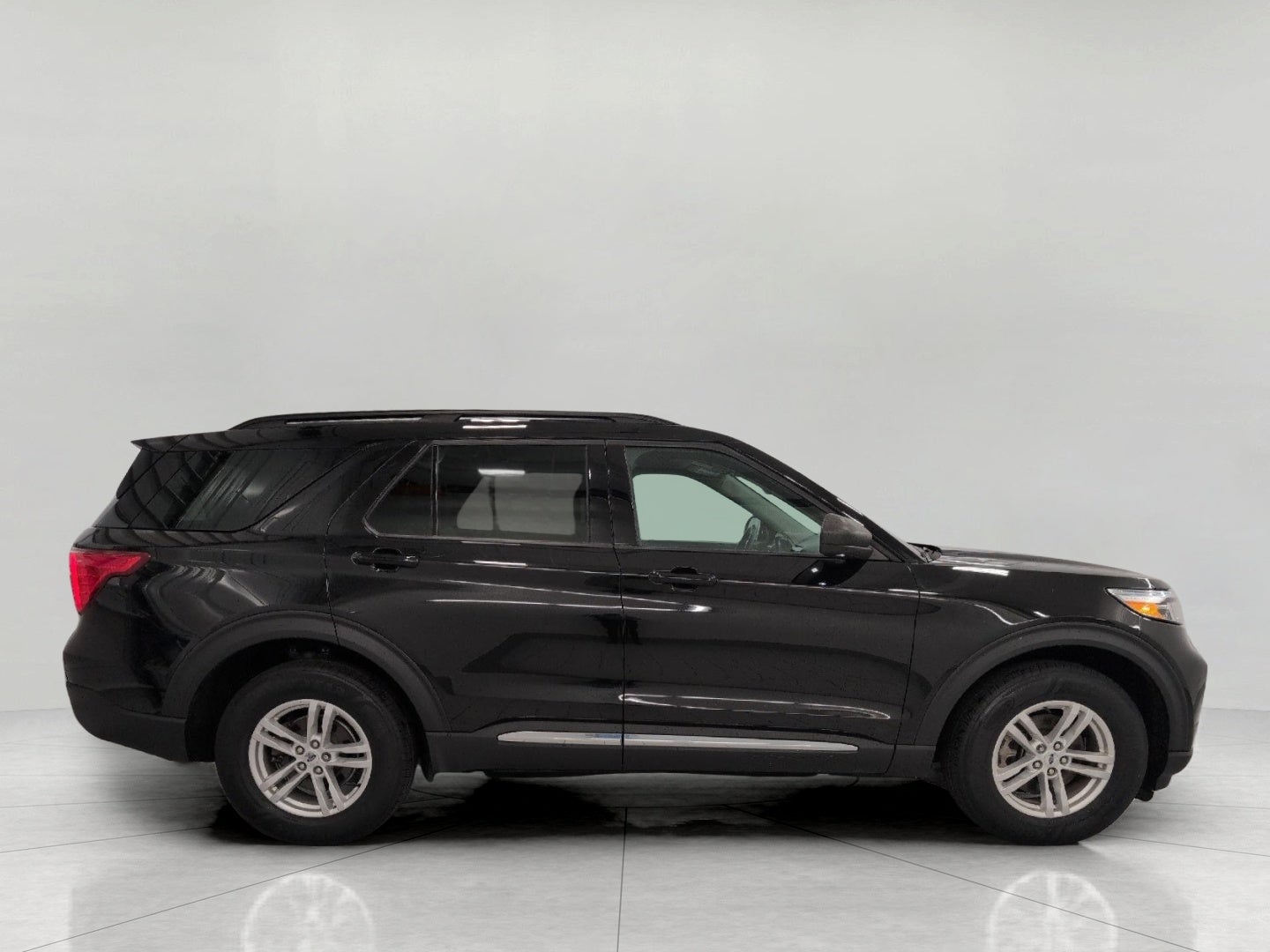 2024 Ford Explorer XLT 4WD