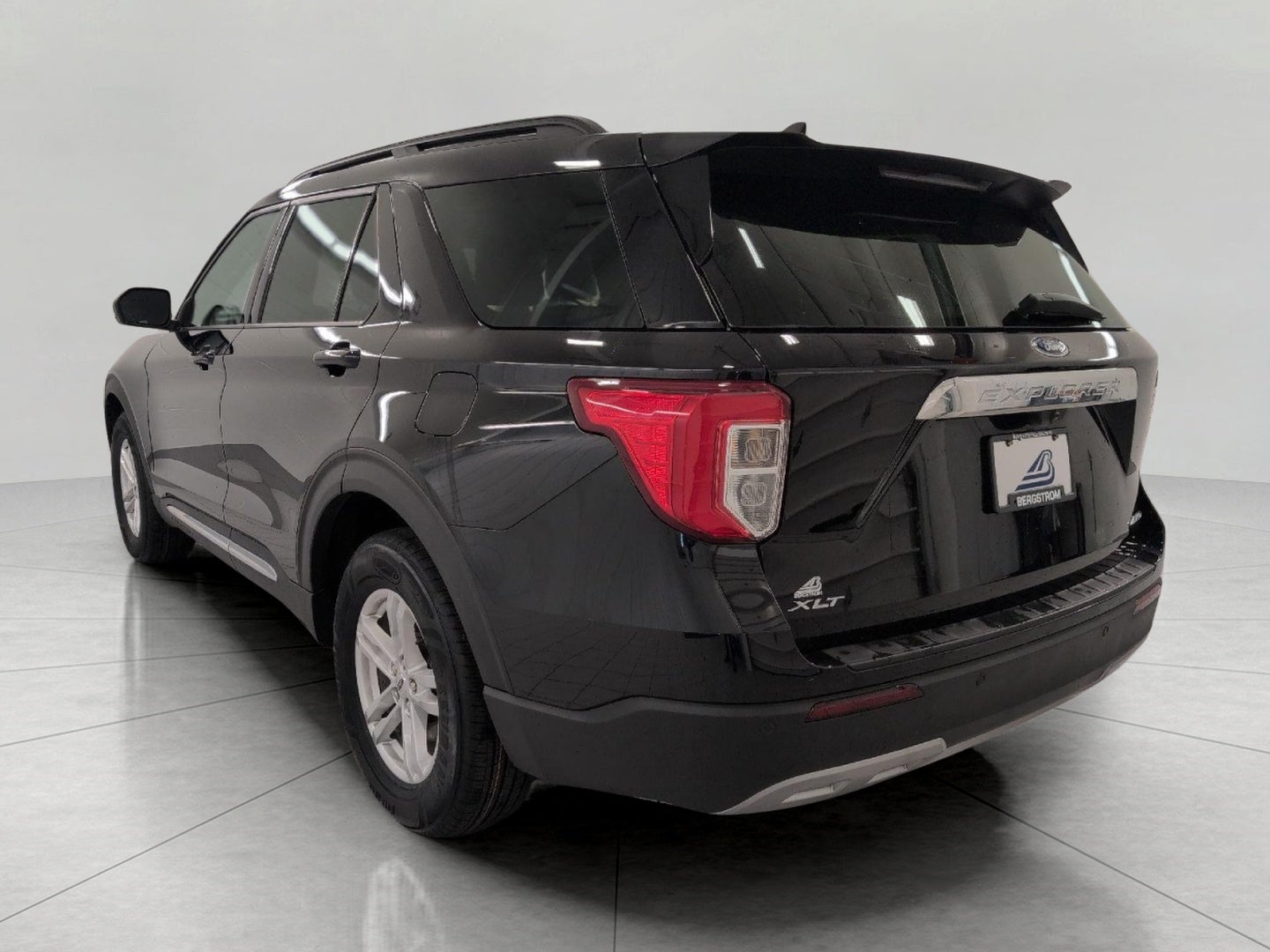 2024 Ford Explorer XLT 4WD