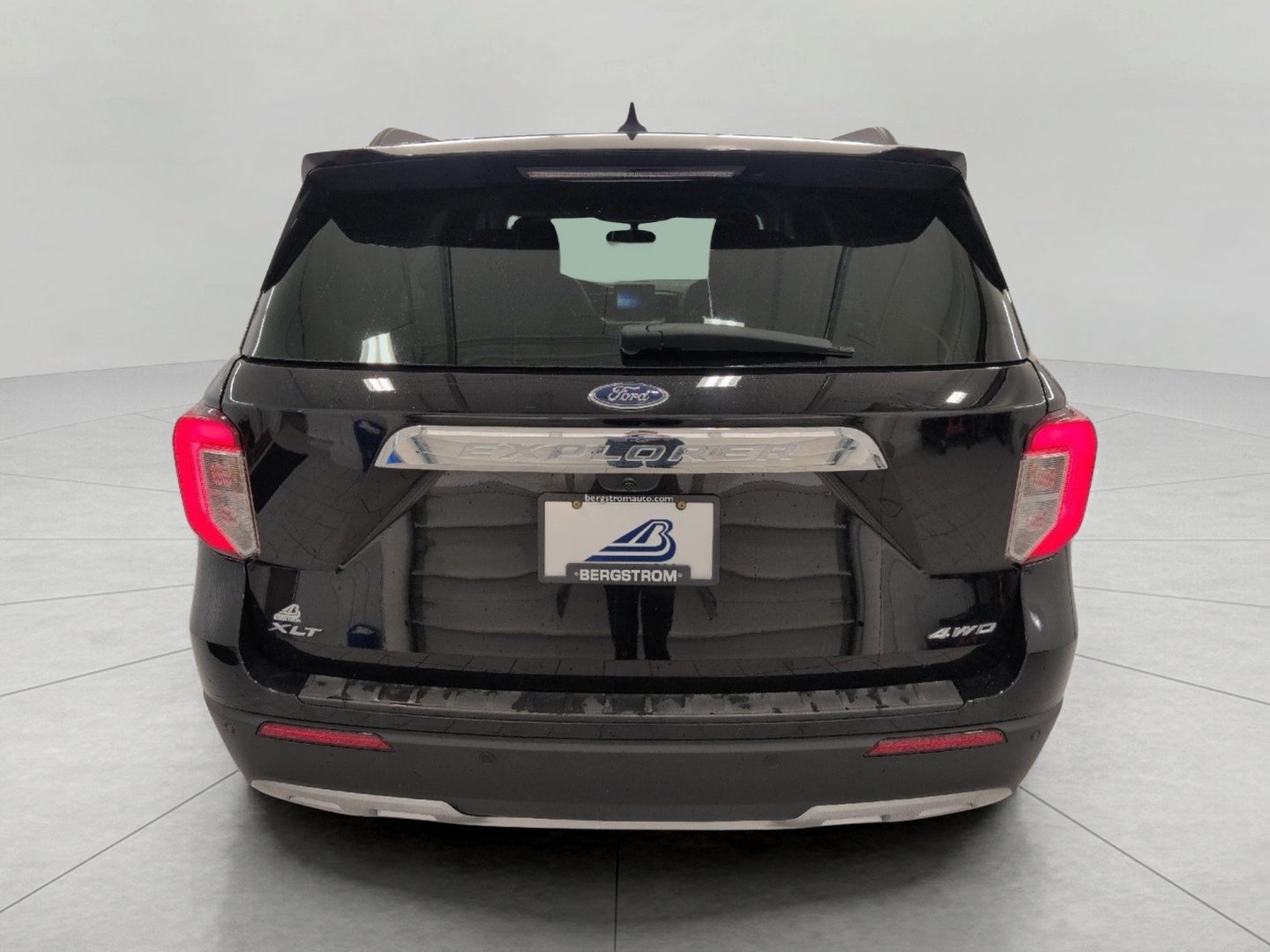 2024 Ford Explorer XLT 4WD