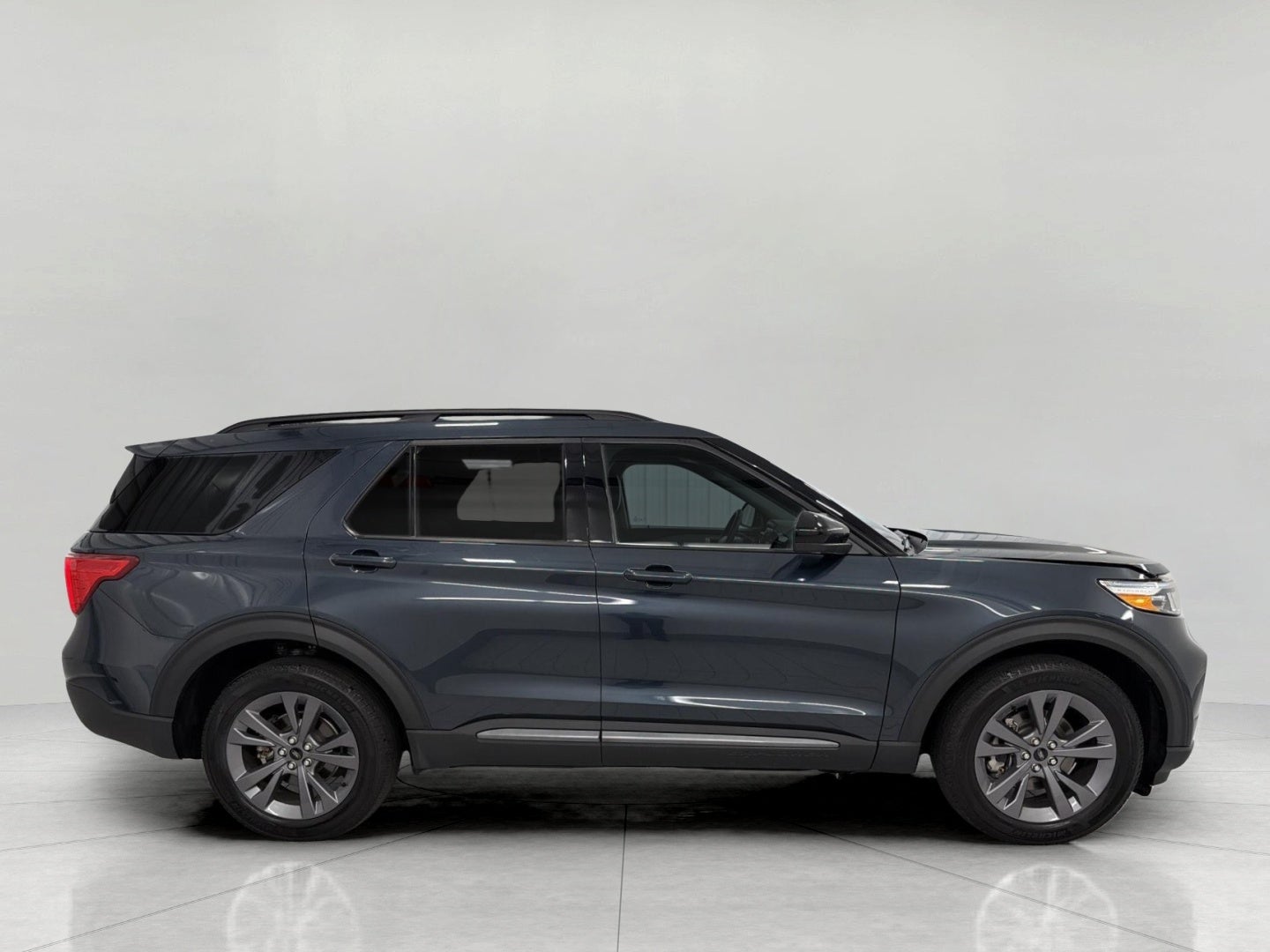 2024 Ford Explorer XLT 4WD