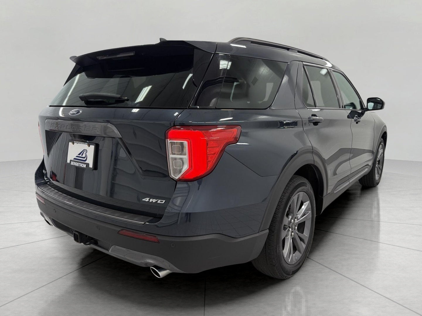 2024 Ford Explorer XLT 4WD