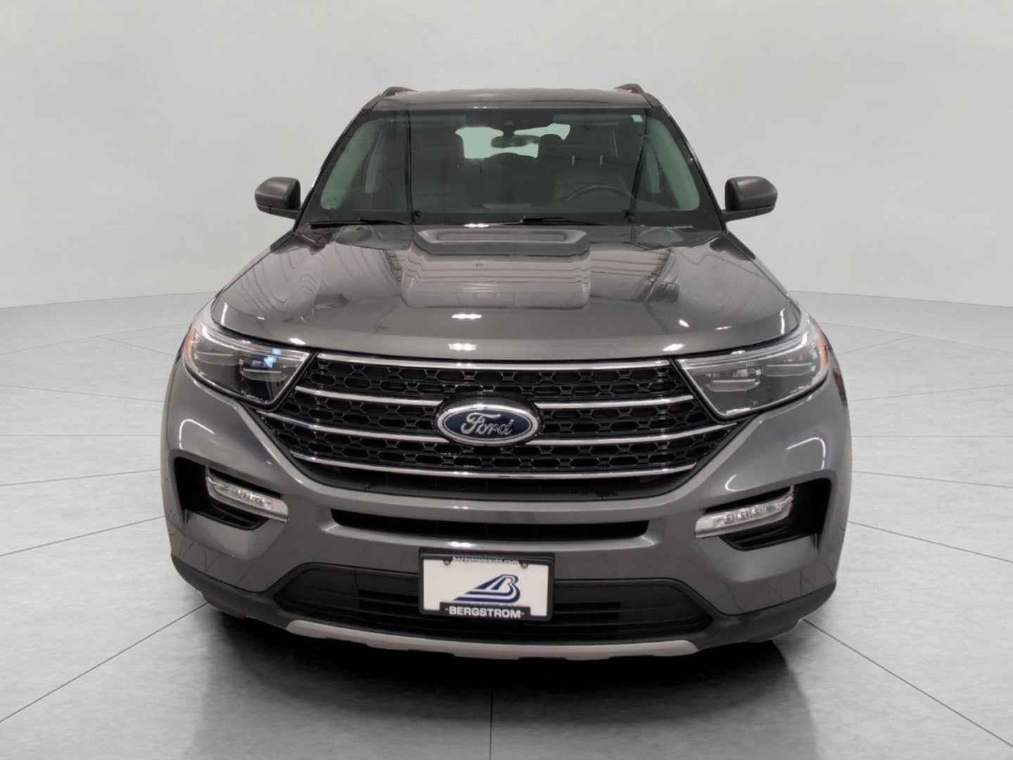 2024 Ford Explorer XLT 4WD