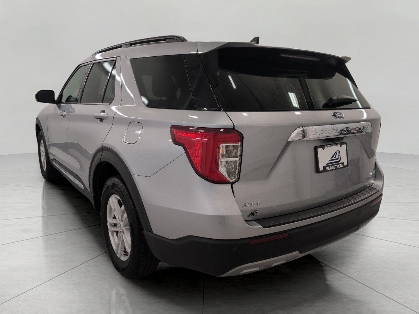 2024 Ford Explorer XLT 4WD