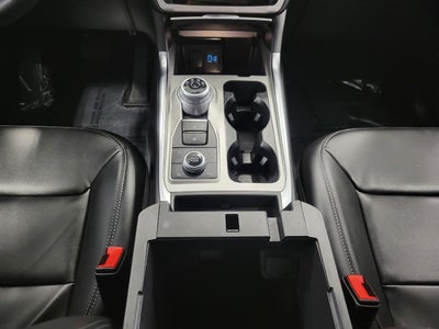 2023 Ford Explorer XLT 4WD