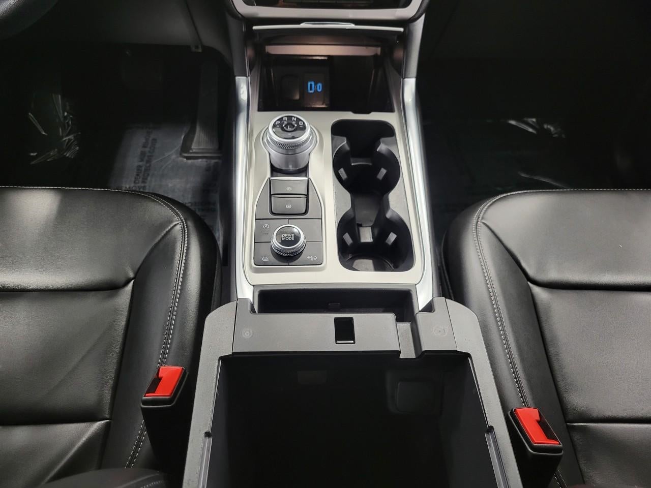 2023 Ford Explorer XLT 4WD