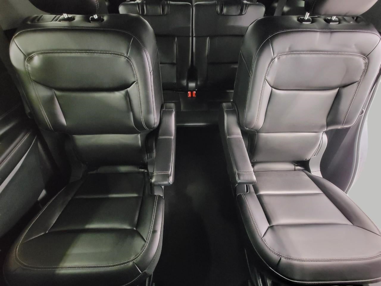 2023 Ford Explorer XLT 4WD