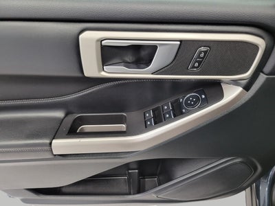 2023 Ford Explorer XLT 4WD