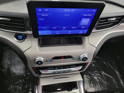 2023 Ford Explorer XLT 4WD