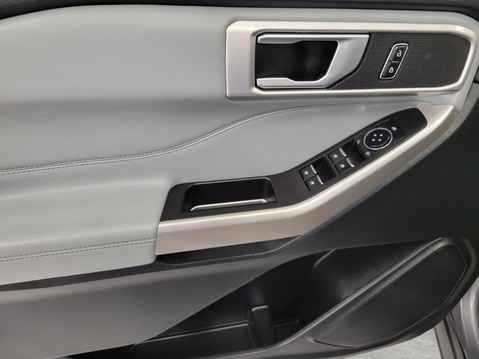 2023 Ford Explorer XLT 4WD