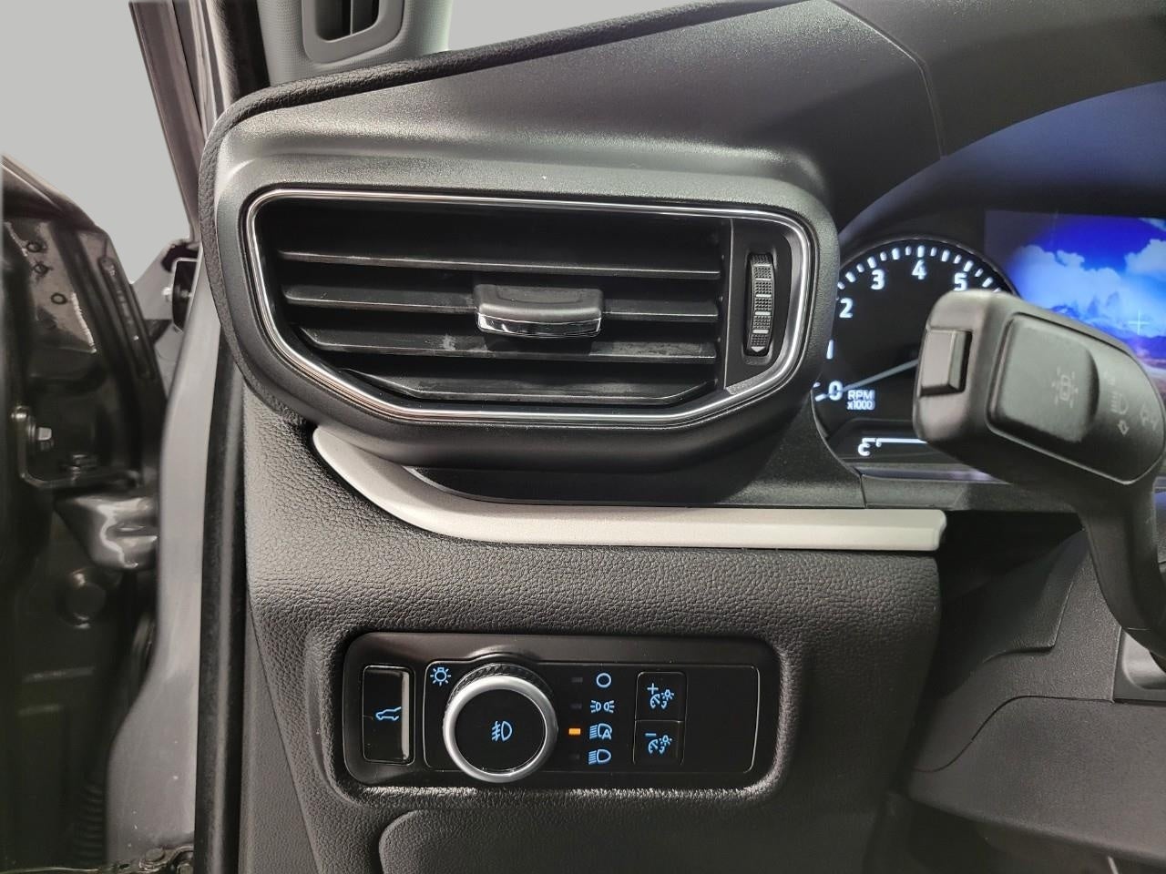 2023 Ford Explorer XLT 4WD