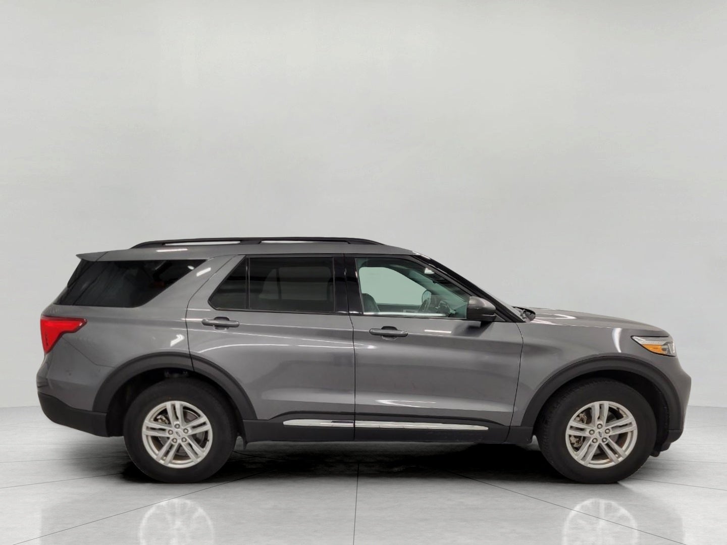 2023 Ford Explorer XLT 4WD