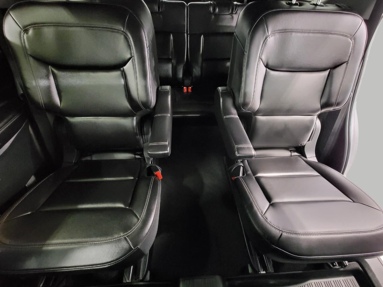 2023 Ford Explorer XLT 4WD