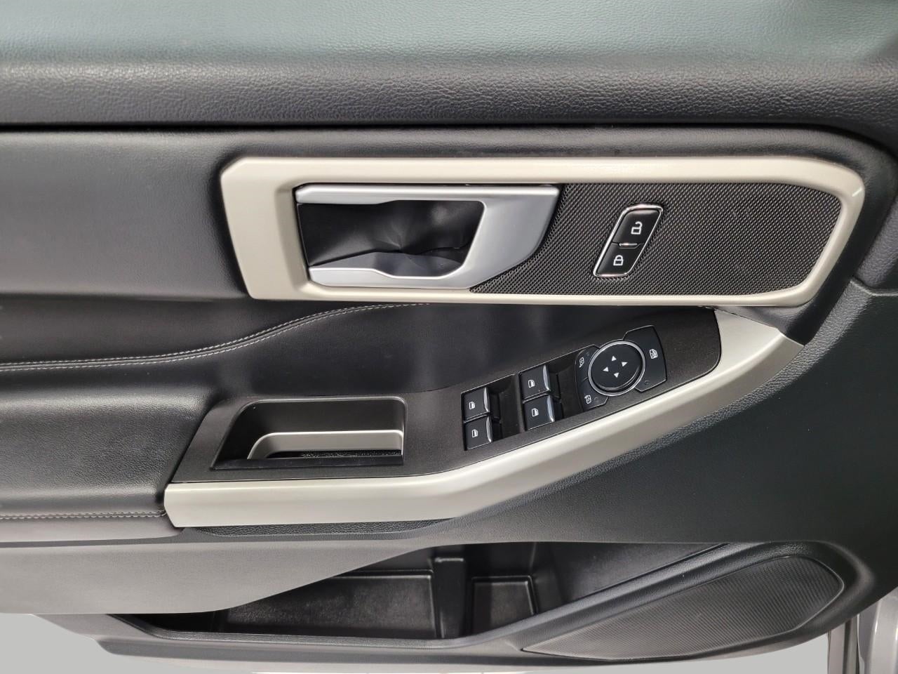 2023 Ford Explorer XLT 4WD