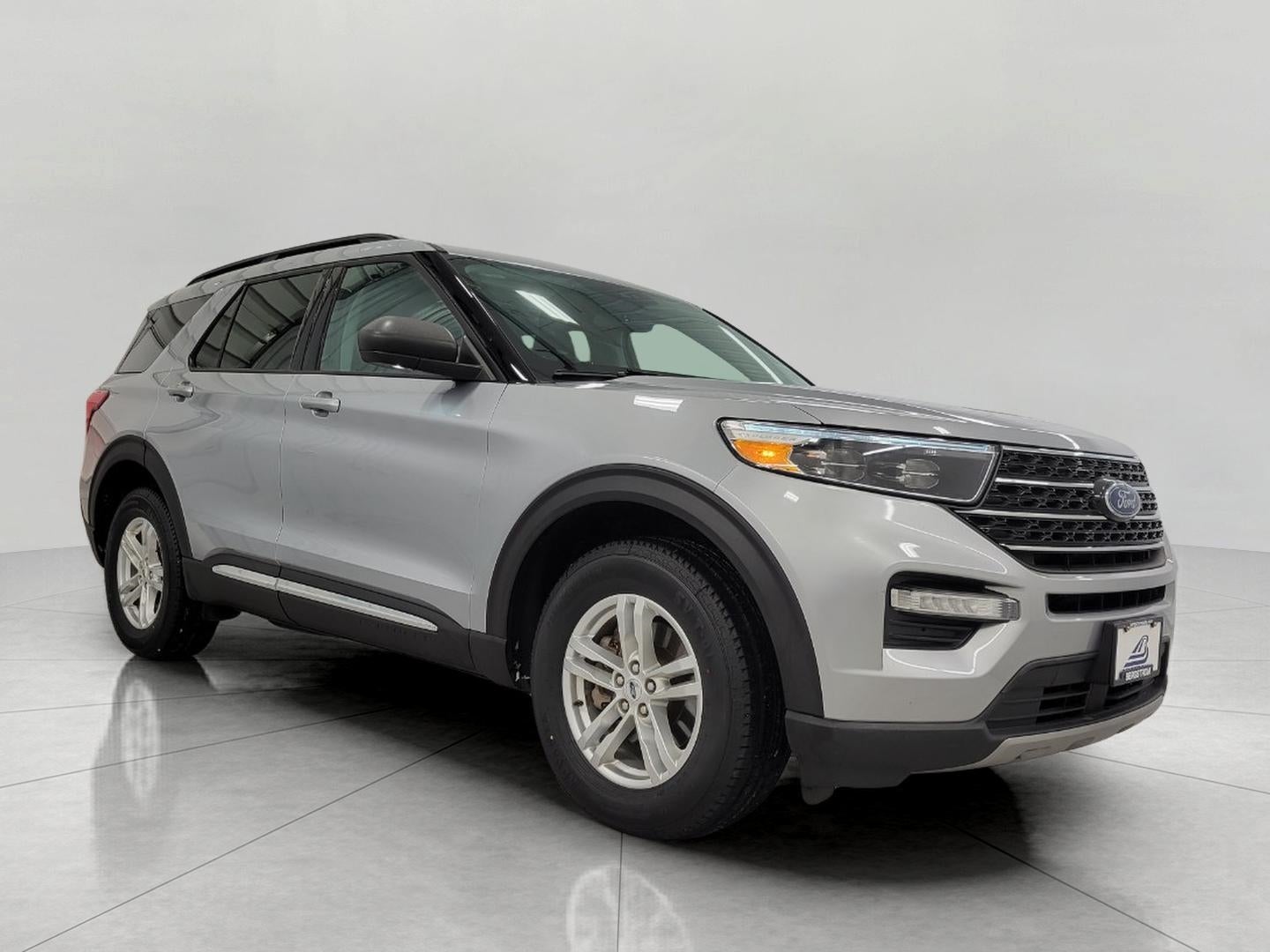 2023 Ford Explorer XLT 4WD