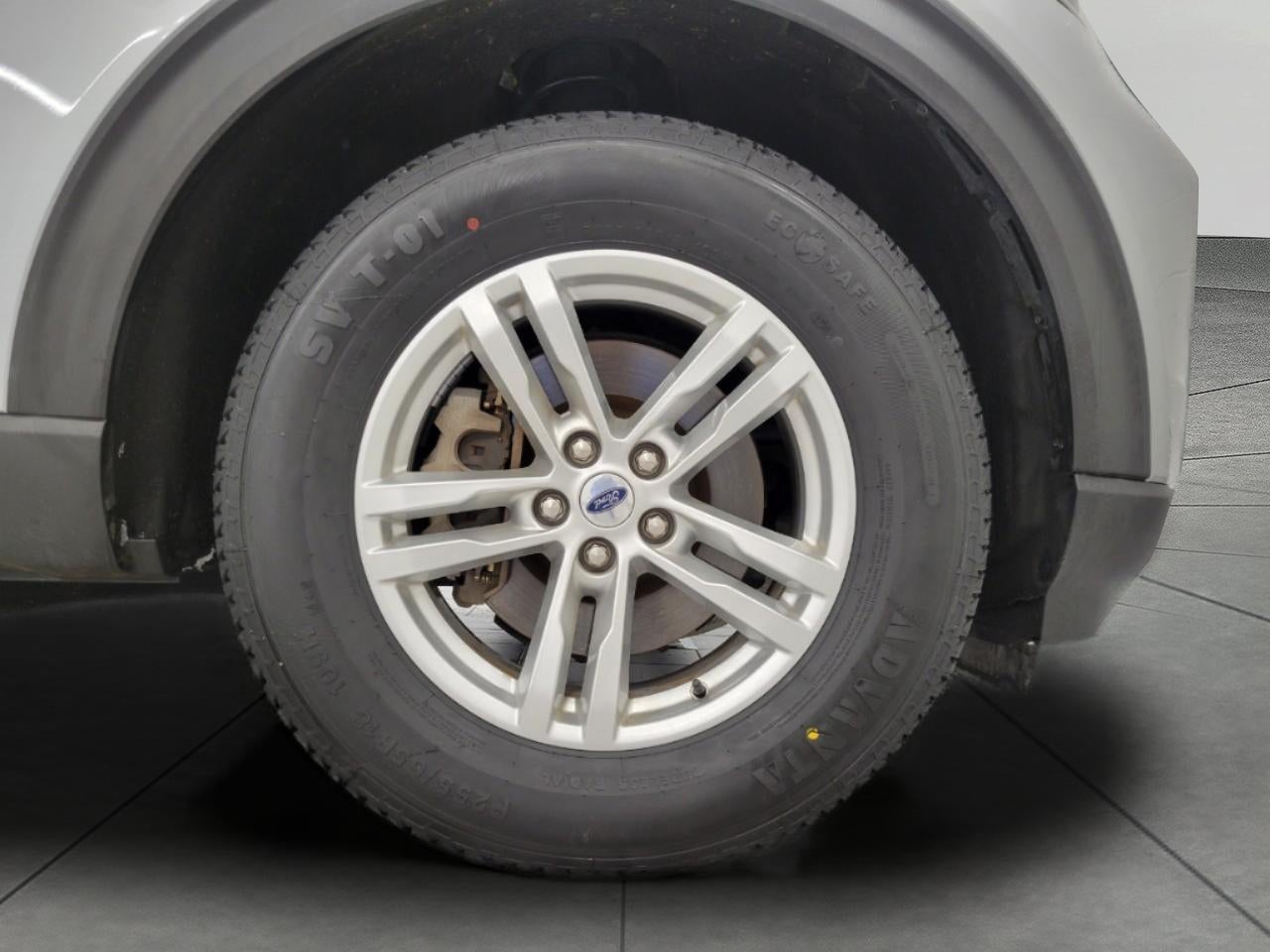 2023 Ford Explorer XLT 4WD