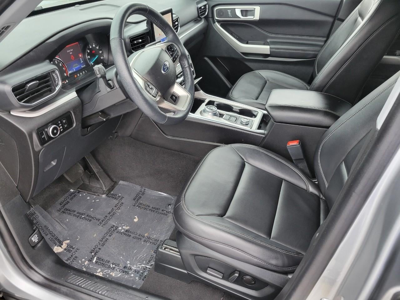 2023 Ford Explorer XLT 4WD