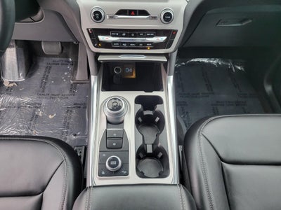 2023 Ford Explorer XLT 4WD