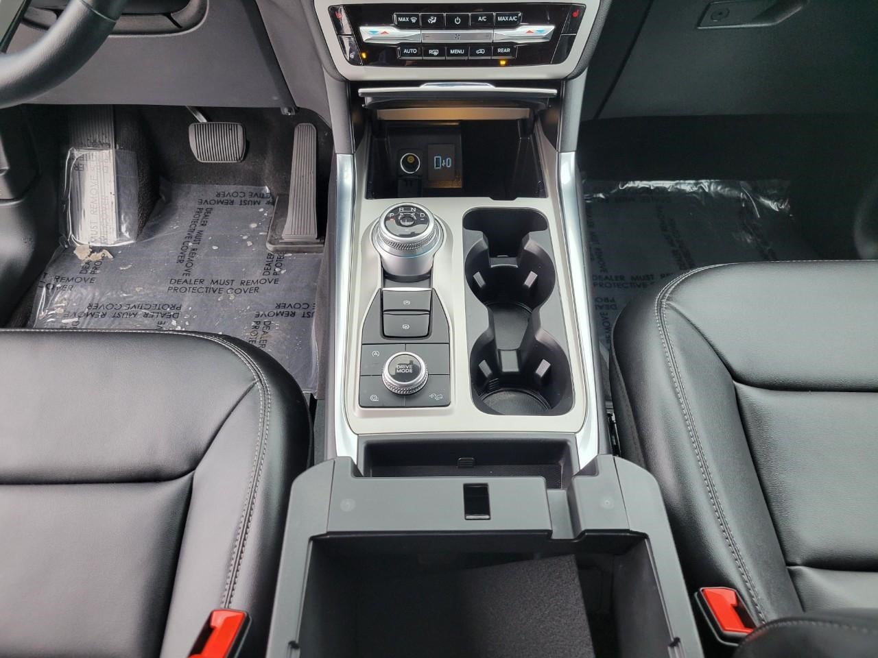 2023 Ford Explorer XLT 4WD